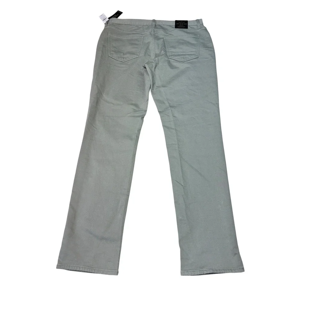 NWT Banana Republic Travel‎ Jean Mens 34x32 Athletic Fit Soft Sage Green 599223